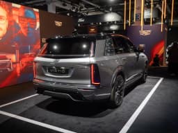 Cadillac Vistiq