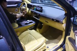 Genesis GV60