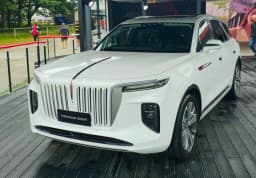 Hongqi E-HS9