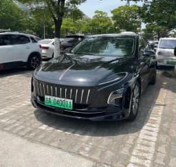 Hongqi E-QM5