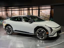 Kia EV4