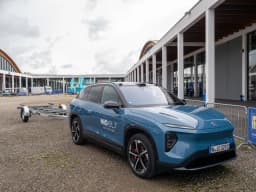 NIO ES7