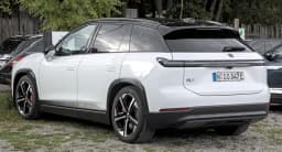NIO ES7