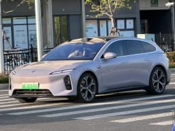NIO ET5T (Touring)
