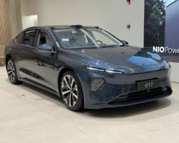 NIO ET7