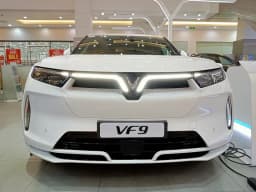 VinFast VF9