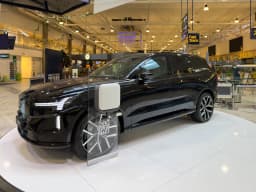 Volvo EX90
