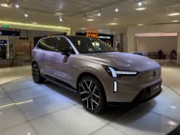 Volvo EX90