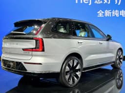 Volvo EX90