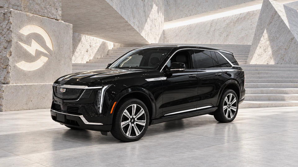 Cadillac Escalade IQ, вид спереди в три четверти, в студии Электроатласа
