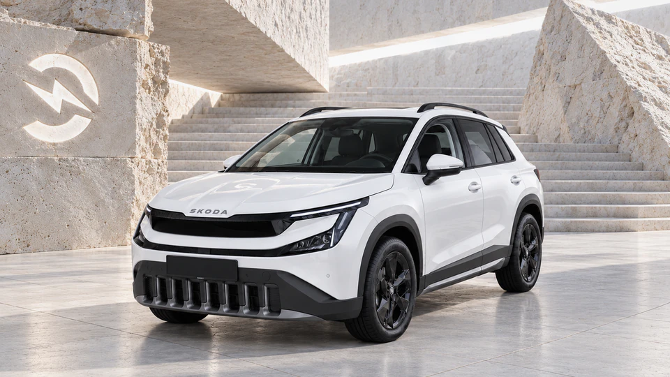 Škoda Epiq, вид спереди в три четверти, в студии Электроатласа